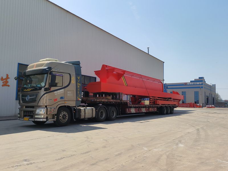 電動葫蘆門式起重機(jī) MHxh16t—32m 制作完成，發(fā)往新疆交付客戶使用。